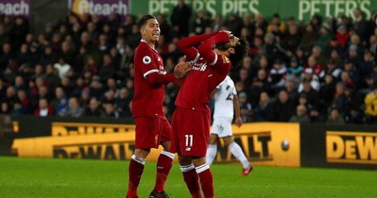 فيديو.. محمد صلاح يسدد ركلة حرة رائعة وحارس سوانزى يخرجها بأطراف أصابعه