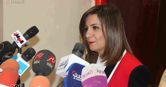 وزيرة الهجرة: المصريون بالخارج جنود مصر وواجبهم الإقبال على صناديق الاقتراع (صور)