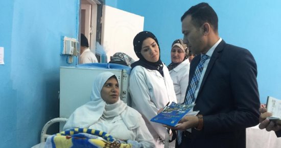 صورة.. سجينة تضع مولودتها.. وتؤكد: "سميتها سجود ونفسى تكون أحسن منى"