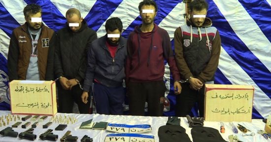 السجن 33 سنة لـ5 أردنيين كونوا عصابة سرقت 100 مليون جنيه ومجوهرات