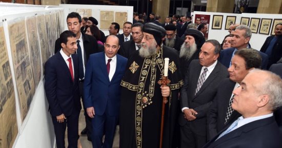 البابا تواضروس يزو الأهرام ويلتقى كبار الصحفيين والكتاب ".. صور