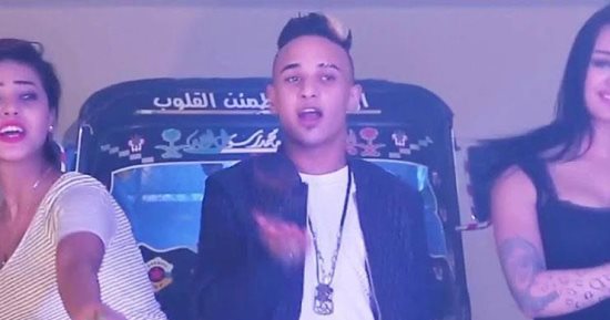 6 مارس أولى جلسات استئناف مطربى "أزقه زقة" على حبسهما بتهمة الفعل الفاضح