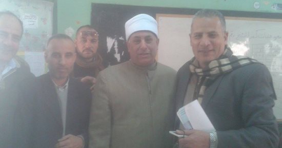 صور .. رئيس منطقة كفر الشيخ الأزهرية يتابع أعمال التصحيح ودورة تدريبية للمعلمين