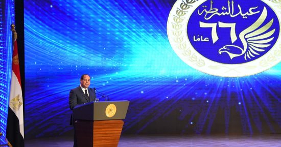 السيسي: الدماء الطاهرة لشهداء 25 يناير كانت دافعا لخوض معركة التنمية