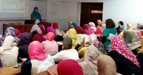طلاب جامعة المنوفية يصدرون أول دليل لجذب الدارسين الأميين لفصول محو الأمية
