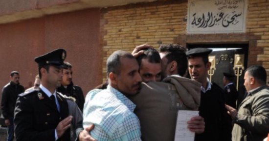 477  سجين يغادرون السجون بموجب عفو رئاسى