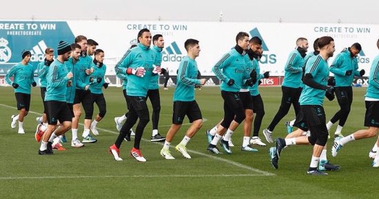 رونالدو يوجه رسالة إلى نجوم الريال بعد الخروج من الكأس.. تعرف عليها