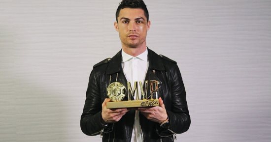 مجلة صينية تمنح كريستيانو رونالدو جائزة أفضل لاعب فى عام 2017