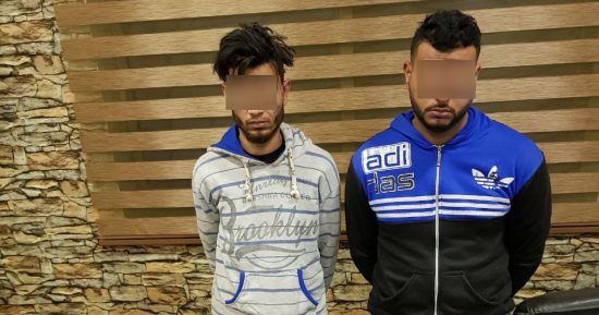 القبض على عاطلين شكلا عصابة لسرقة المواطنين بنظام الخطف بالنزهة