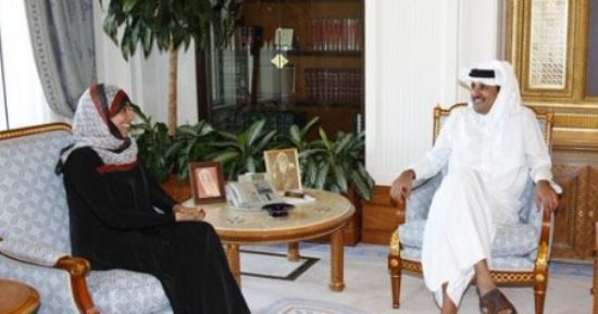 نشطاء يمنيون يفتحون النار على توكل كرمان: عبدة المال القطرى لا تمثلنا