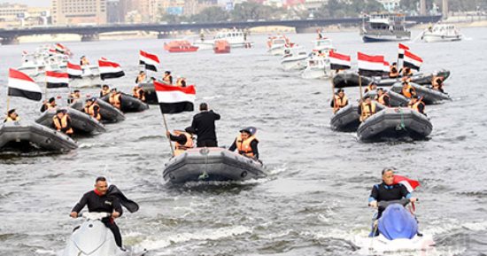 عروض مائية فى نهر النيل لإدارة المسطحات احتفالا بعيد الشرطة