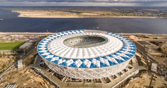 BBC: الجراد يغزو ملاعب كأس العالم فى روسيا ويهدد إقامة مونديال 2018