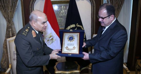 صور.. وزير الداخلية لـ"صدقى صبحى": قواتنا المسلحة درع قوى لحماية الوطن