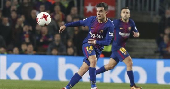 الثنائية حلم كوتينيو مع برشلونة فى الموسم الأول