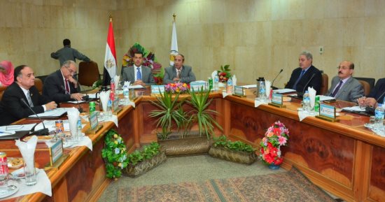 كلية التربية النوعية بأسيوط تفتتح فعاليات المؤتمر العلمى الخامس للشباب غدا