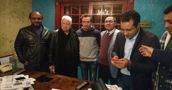 كواليس خطف الزمالك محمد عنتر من الأهلى .. حسم المفاوضات تم فى فندق بـ 6 أكتوبر خلال 4 ساعات .. 15 مليون جنيه "كاش" قيمة الصفقة .. الرغبة كلمة السر رغم تفوق العرض الأحمر فى نسبة البيع
