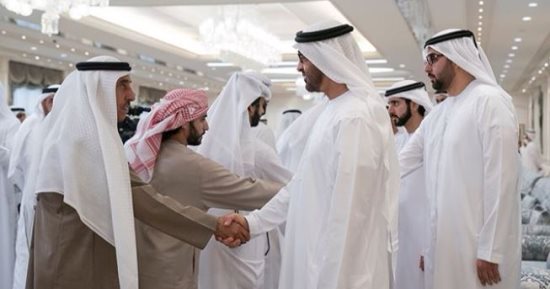 صور.. ولى عهد أبو ظبى يتلقى عزاء الشيخة حصة فى قصر المشرف بالإمارات