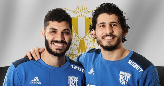 ماذا ينتظر المحترفون فى الاثنين الكروى؟.. مؤمن زكريا يفتتح مشواره بدورى أبطال آسيا مع الأهلى السعودى فى عمان.. أحمد حجازى يخشى انتفاضة تشيلسى.. وتصريح العمل يؤجل الظهور الأول لـ"على جبر" مع وست بروميتش