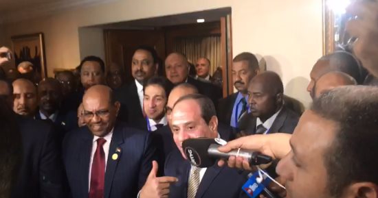 الرئيس السيسي يطالب الإعلاميين بالحفاظ على العلاقات بين الدول