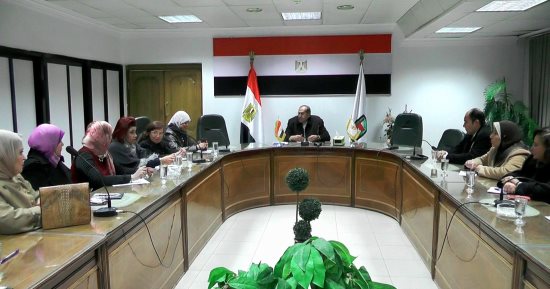 محافظ سوهاج يلتقى "قومى المرأة" لبحث آليات تنفيذ "صوتك لمصر بكرة"
