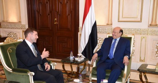 الرئيس اليمنى: بريطانيا تدعم شرعية اليمن فى المحافل الدولية