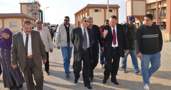 محافظ الإسماعيلية يتفقد المرحلة الأولى لمحطة مياه الشرب بأرض فيديكو