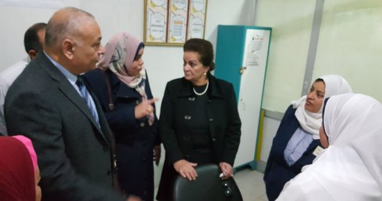 صور .. محافظ البحيرة تتفقد مركز أبوحمص لمتابعة المشروعات وأعمال النظافة