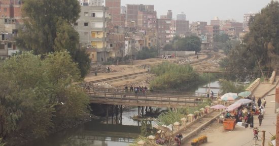 صور.. بدء إحلال وتجديد كوبرى عتريس وإصلاح خط صرف فى دسوق بكفر الشيخ