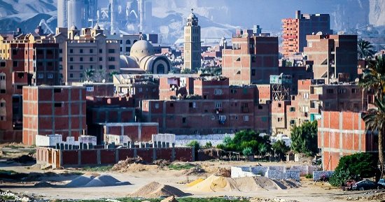 صورة اليوم.. أبواب بتقفل ع الجناينى وع الوزير