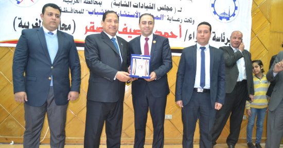 فيديو.. محافظ الغربية يحضر مؤتمر حكاية وطن بتنظيم مجلس القيادات الشابة بالمحافظة