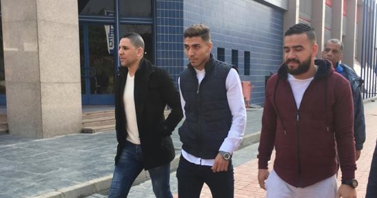 صور.. محمد شريف يصل الأهلى بعد انضمامه للقلعة الحمراء رسمياً 