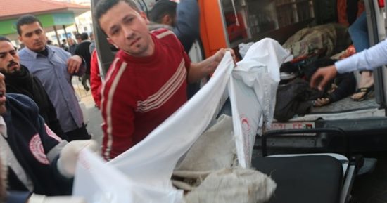 صور.. قتلى وجرحى فى انفجار اسطونة غاز بمنزل بقطاع غزة