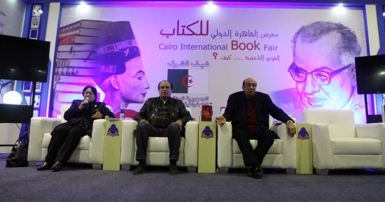 أحمد مجاهد: أعمال عبد الرحمن الشرقاوى لم يكن يطبع منها إلا الدينية فقط
