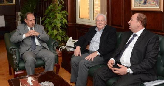 محافظ الإسكندرية يعلن استكمال مشروع الصرف الصحى بالعامرية