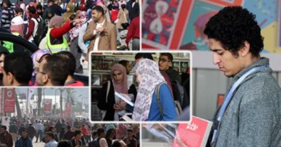 نائب رئيس هيئة الكتاب: بعض الناشرين تسببوا فى تسريب مياه الأمطار داخل الخيم