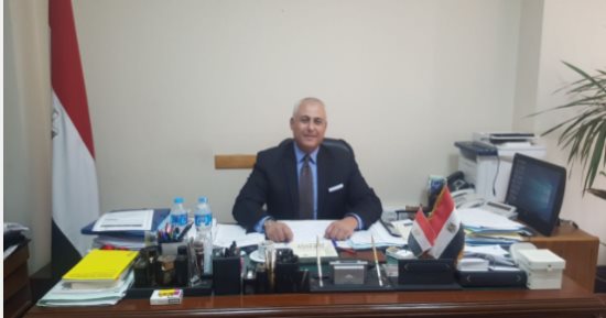 السفارة المصرية بالسلطنة تبحث أزمة المصريين العالقين بمسقط المتوجهين للكويت