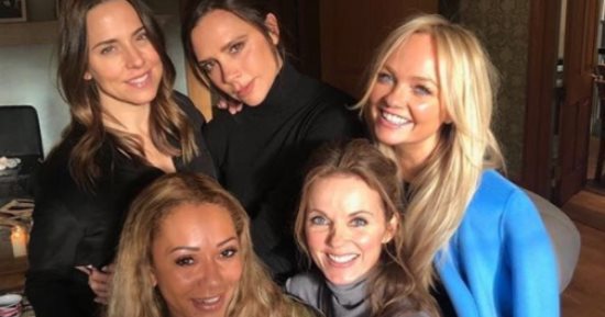 اجتماع عضوات فريق "Spice Girls" من جديد فى منزل جيرى هالويل.. اعرف التفاصيل