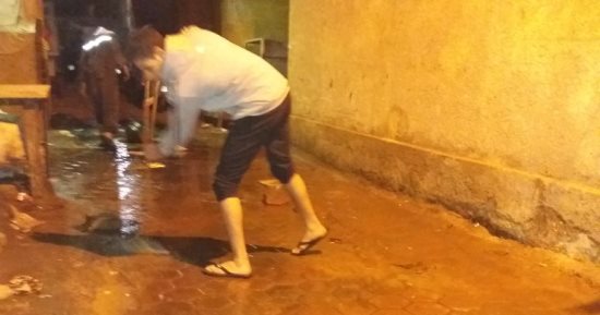 أهالى عبد الله بيه بالدرب الأحمر يشكرون شركة الصرف الصحى للاستجابة الفورية لشكواهم