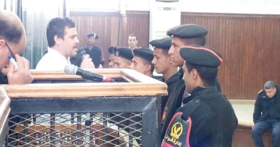 تأجيل محاكمة منصور أبو جبل و12 أمين شرطة آخرين بتهمة التجمهر لـ 17 فبراير