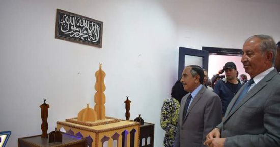محافظ البحر الأحمر يصدق على تراخيص 23  منشأة طبية و21 قرار غلق لاخرى