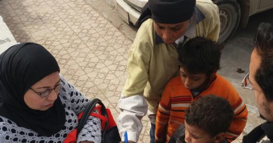 التدخل السريع: إنقاذ سيدة وأطفال بلا مأوى بمدينة نصر بتوجيهات مباشرة من وزيرة التضامن