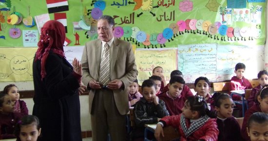 صور .. وكيلا التعليم والتضامن بالأقصر يشهدان ختام مبادرة دعم التعليم بالطود