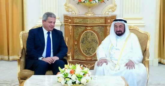 حاكم الشارقة يستقبل وزير الشباب والرياضة فى ختام زيارته للإمارات