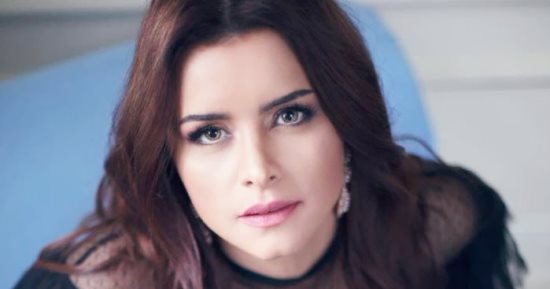 قصة حب تجمع بين نور اللبنانية وياسر جلال داخل "استوديو أحمس" 