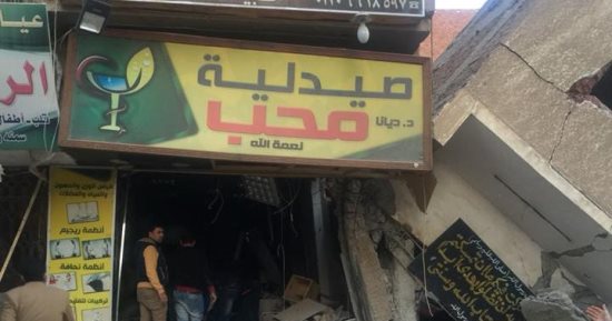 شكوى من هدم عقار سبب ضررا للمنزل المجاور وتدمير واجهة صيدلية بالسلام