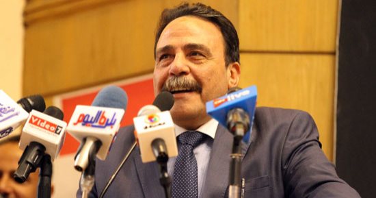 اتحاد العمال: صرف 7% علاوة و10% مكافآت إنتاج لـ3500 عامل بكريستال عصفور
