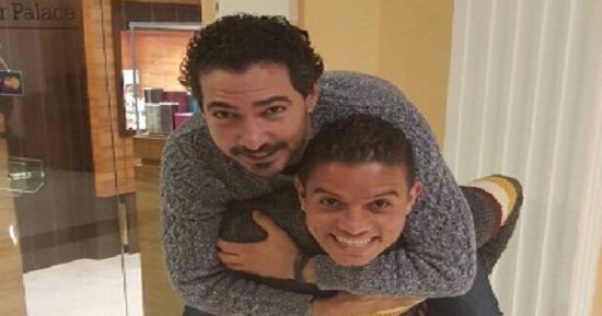 كواليس غرفة الملابس.. بركات يوجه السباب لسعد سمير فى أدغال كينيا