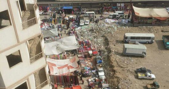 شكوى من الإشغالات العامة بشارع البترول بالمرج.. وقارئ يطالب بنقل السوق