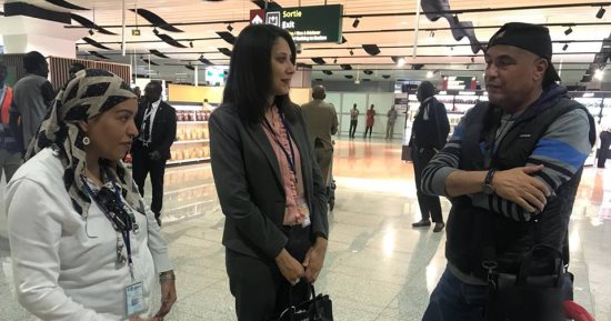 مسئولو السفارة المصرية بالسنغال يستقبلون بعثة المقاصة فى المطار