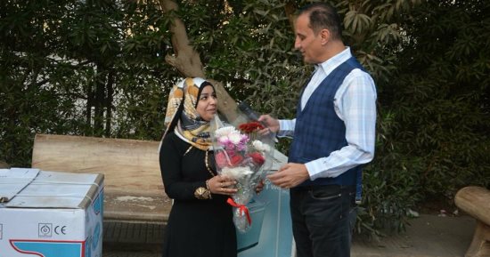 الليلة.. طارق علام يقدم حلقة بعنوان "ضمير أبلة عزة" فى برنامج "هو ده"